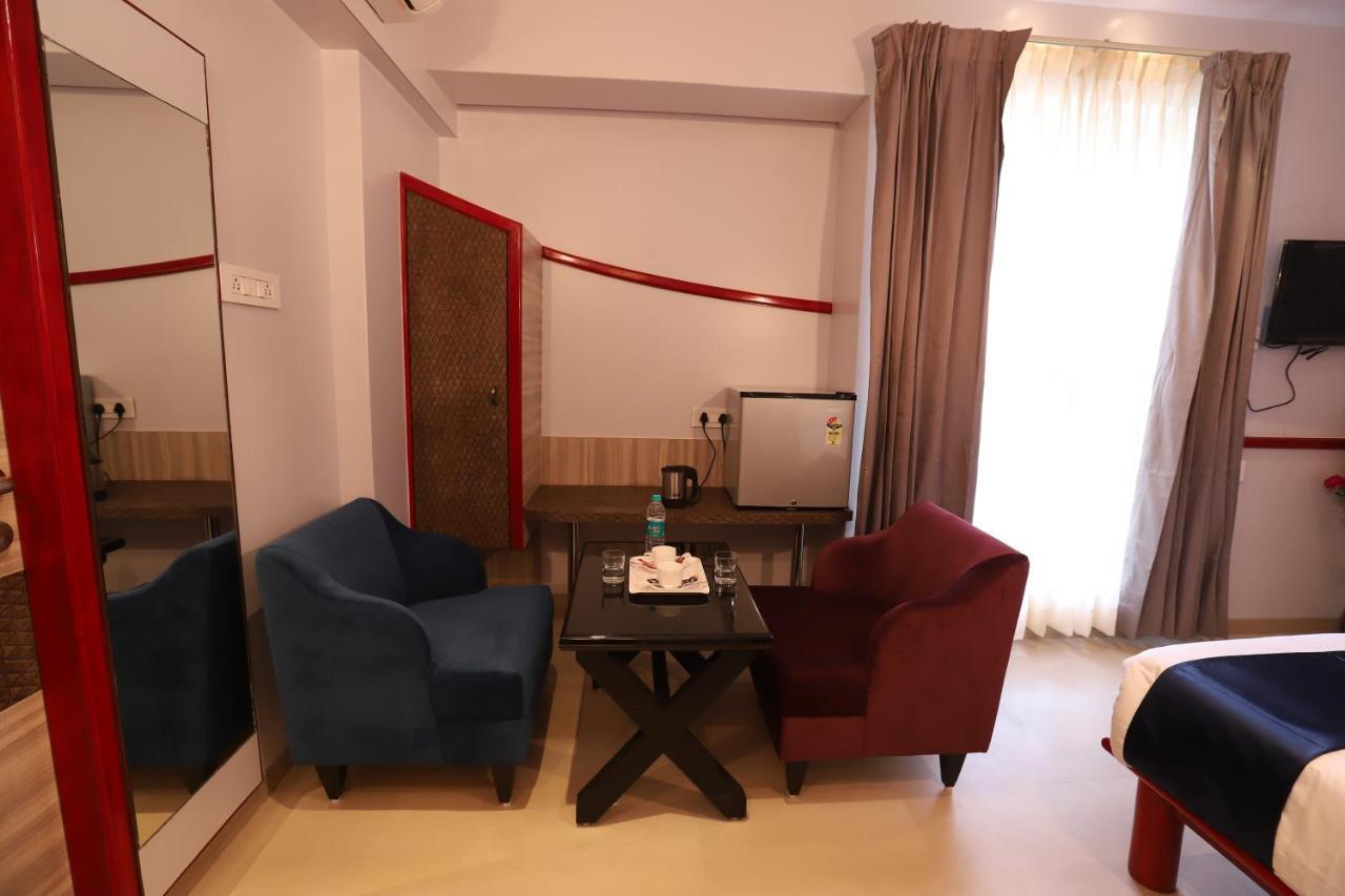 Hotel Prabha Palace Ahmednagar Extérieur photo