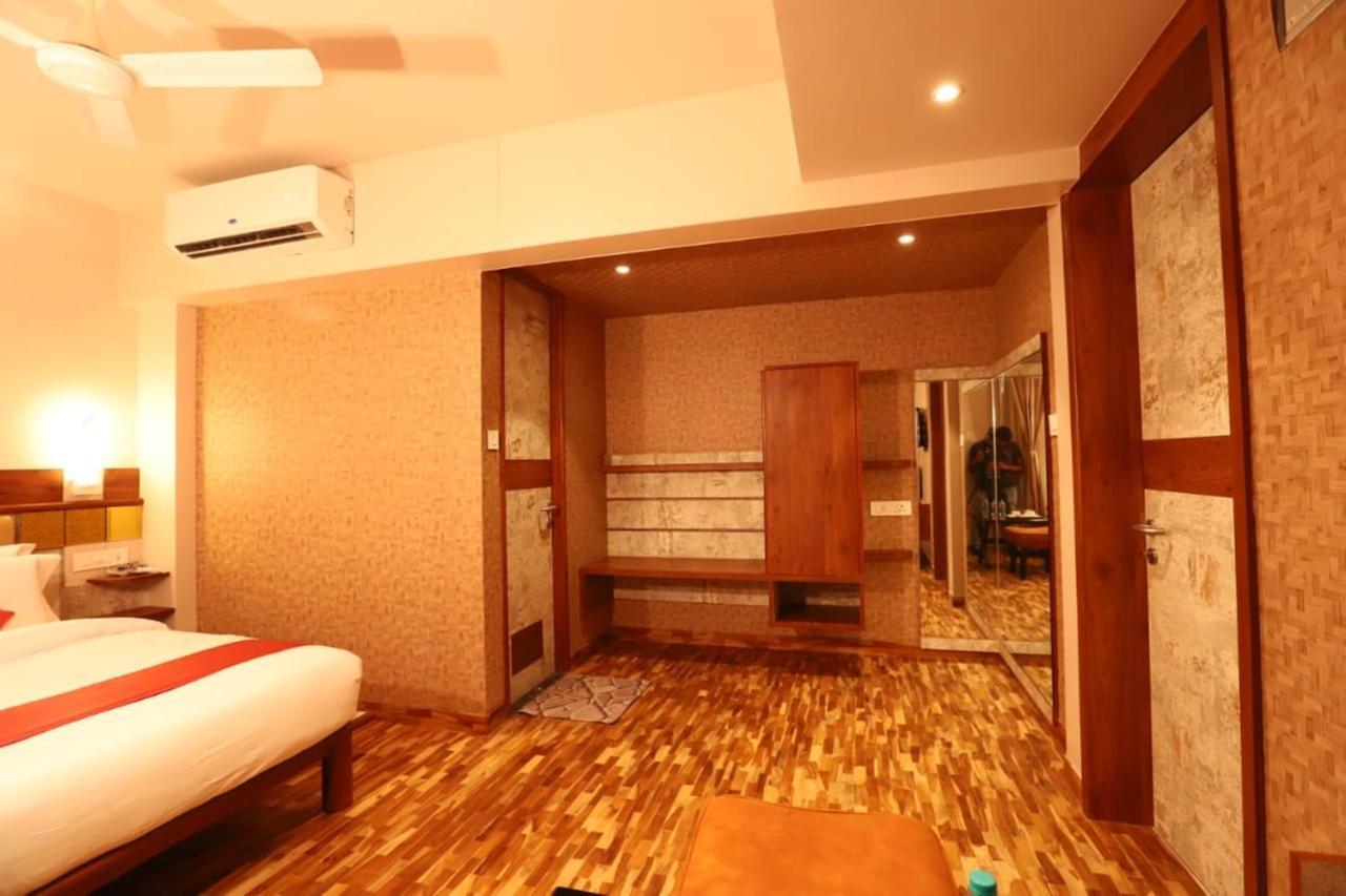 Hotel Prabha Palace Ahmednagar Extérieur photo
